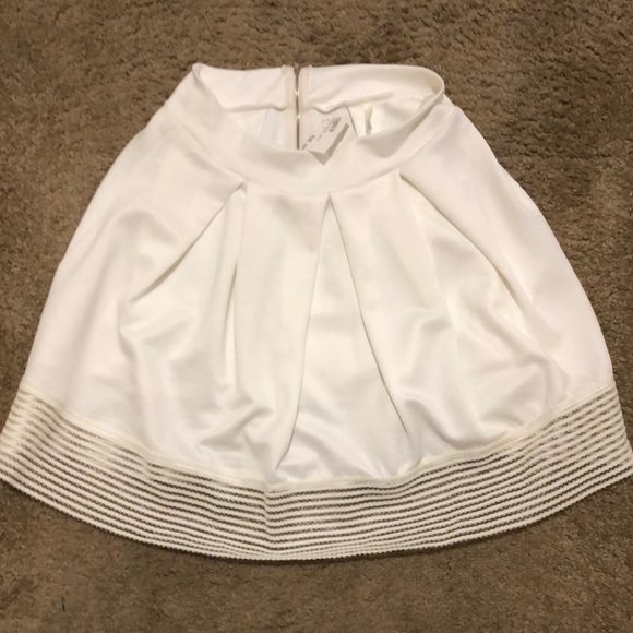 Sage Dresses & Skirts - Women’s Sage skirt size medium